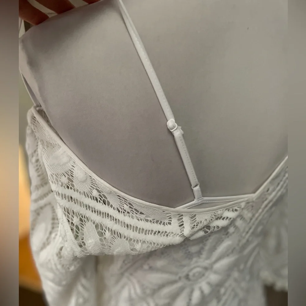Lilly Pulitzer white v back floral lace dress XS